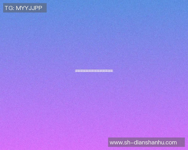 足球明星时尚风潮皮夹克搭配展现个性魅力与运动精神